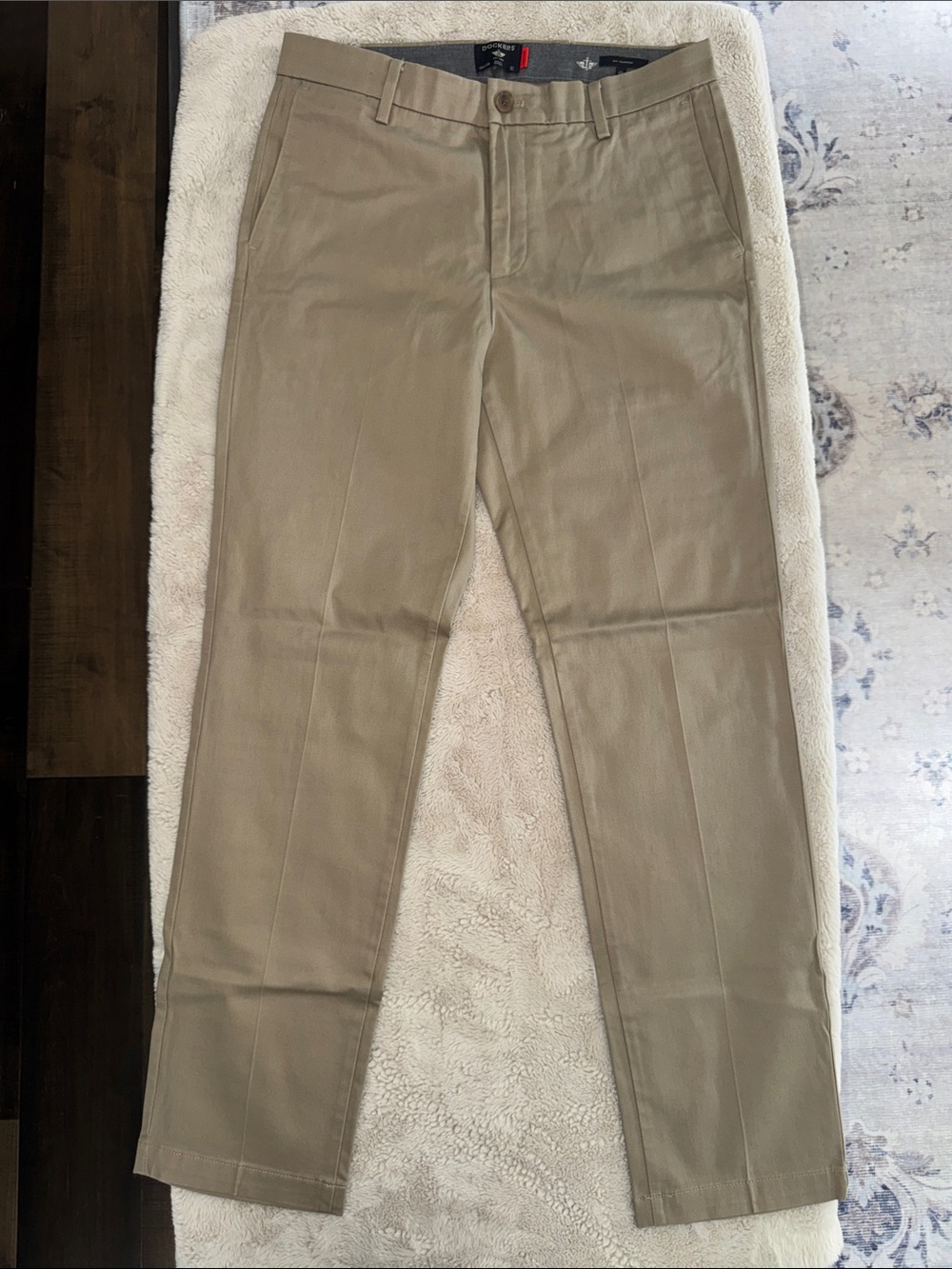 Dockers Men's Slim Straight-Leg Khakis